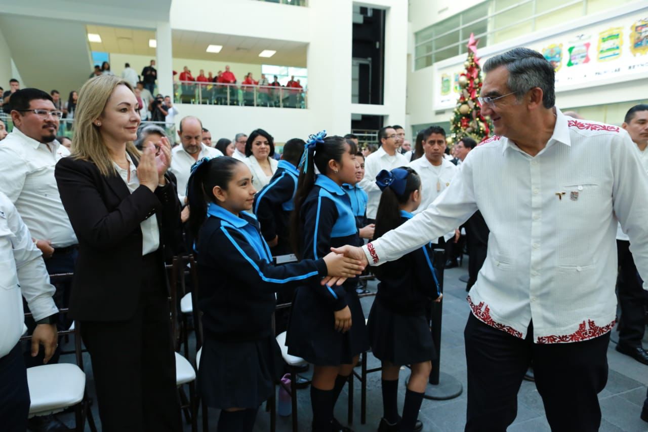 Gobernador reconoce trabajo legislativo