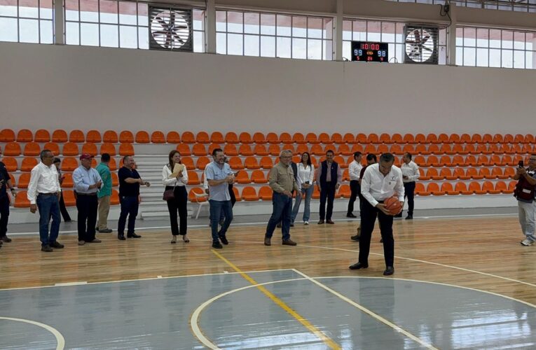 Supervisa Américo obras de infraestructura deportiva