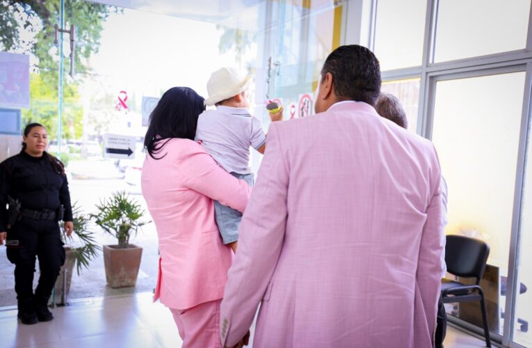 Formaliza DIF Tamaulipas adopción y brinda nuevo hogar a un niño