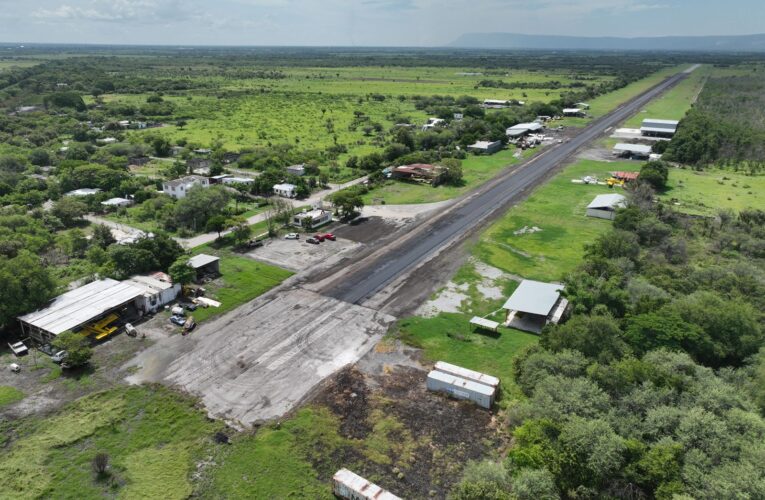 Rescata gobierno de Américo aeródromo de Ciudad Mante para fortalecer al campo