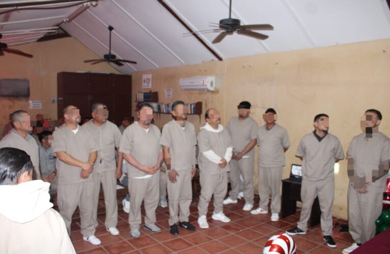 *Reciben PPLs reconocimiento y premiación por elaborar “Carteles por la Paz”