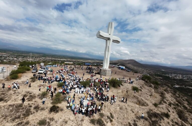 En marcha segunda etapa de la Virgen de la Misericordia y la Cruz de la Esperanza