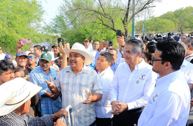 Reconocen ejidatarios de Llera respaldo de Américo ante problemática con empresa eólica