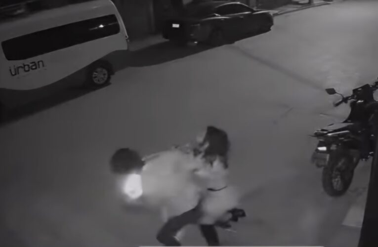 Abogados abandonan defensa de Christian, acusado de agresión contra Melany