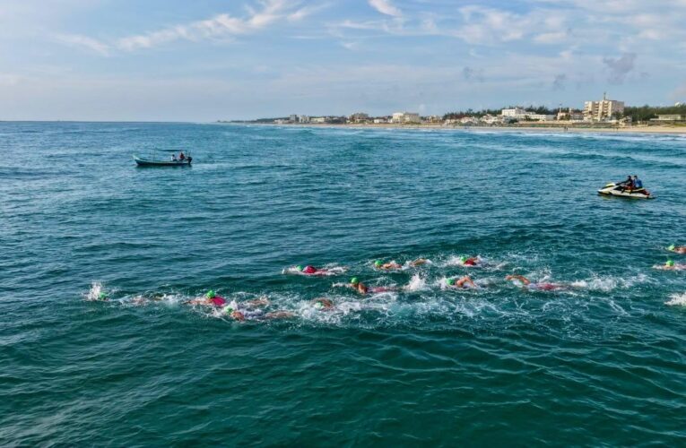 Conquistan el Triatlón Tamaulipas Eduardo Núñez y Fernanda Salazar
