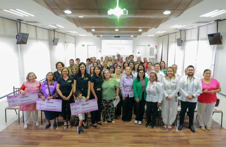 Premia DIF Tamaulipas a organizaciones ganadoras de la convocatoria Familias en Paz 2026