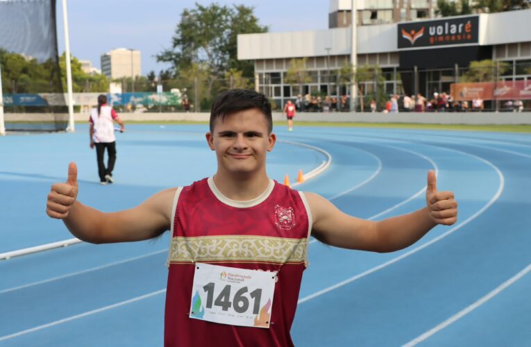 Alejandro Avilés rompe su propio récord mundial en los 100 metros planos